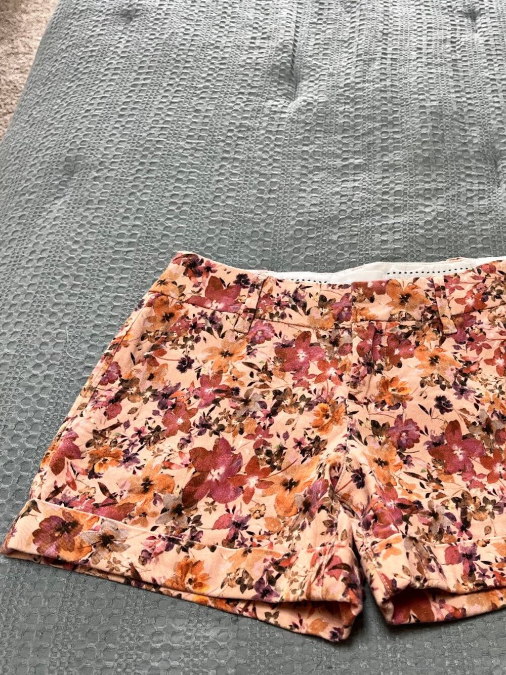 Dear John Hampton Floral Shorts Size 28 - Picture 4 of 11